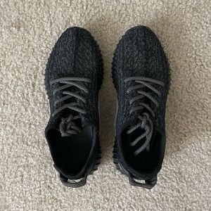 Authentic Yeezy Boost 350. Size 6; Do not have box